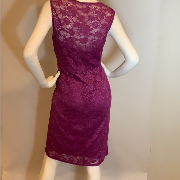 LAUNDRY Sleeveless Floral Purple Lace Dress - Picture 5 of 11